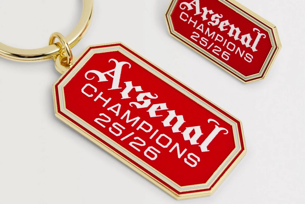 Arsenal Champions 25/26 Keyring and Badge Set