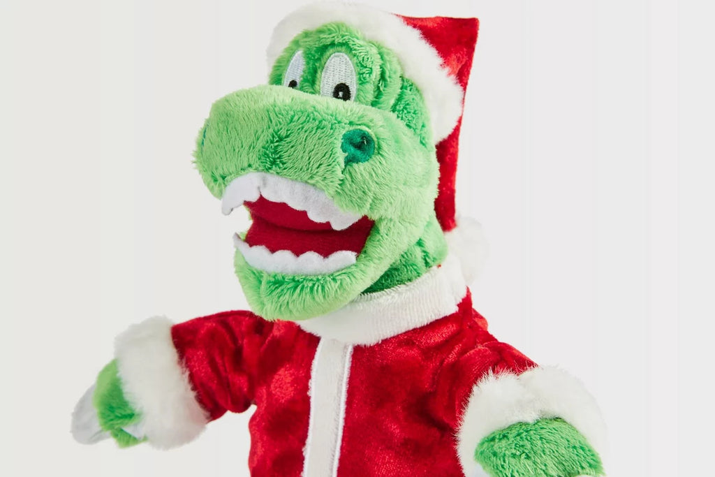 Arsenal Santasaurus