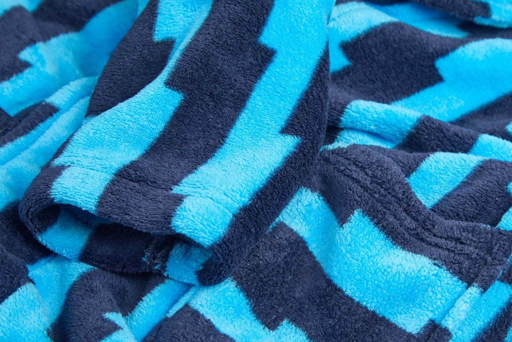 Arsenal Essentials Kids Lightning Bolt Fleece Dressing Gown