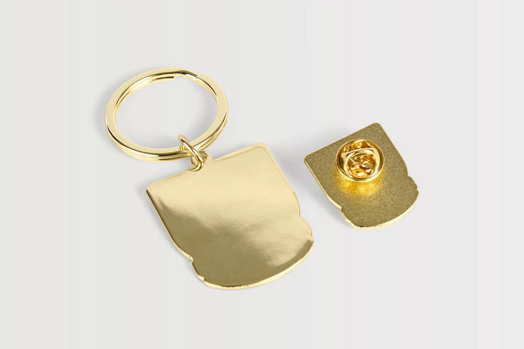 Arsenal Retro Crest Keyring and Badge Set