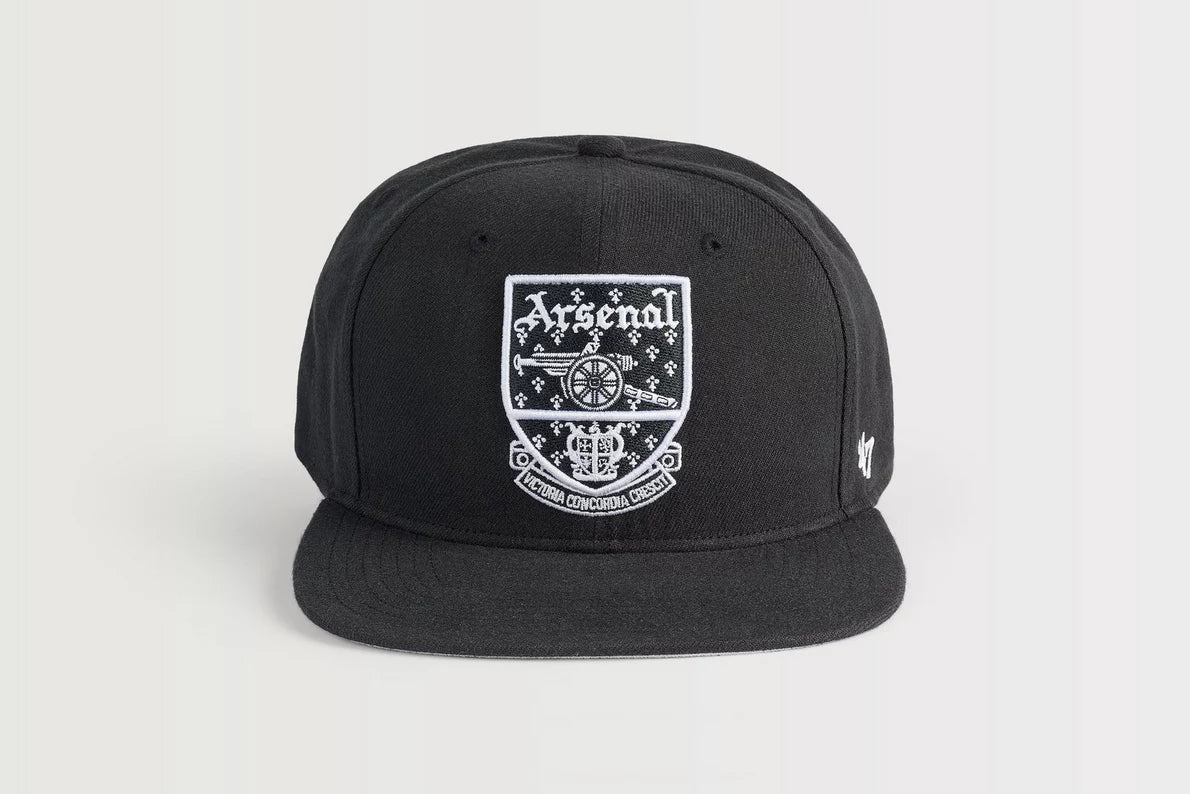 Arsenal 47 Black Snapback Concordia Crest Cap