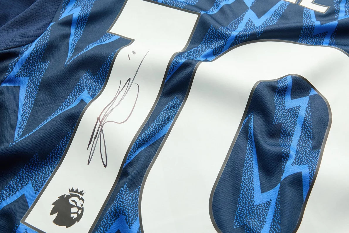 Arsenal 25/26 Away Boxed Signed Shirt EZE
