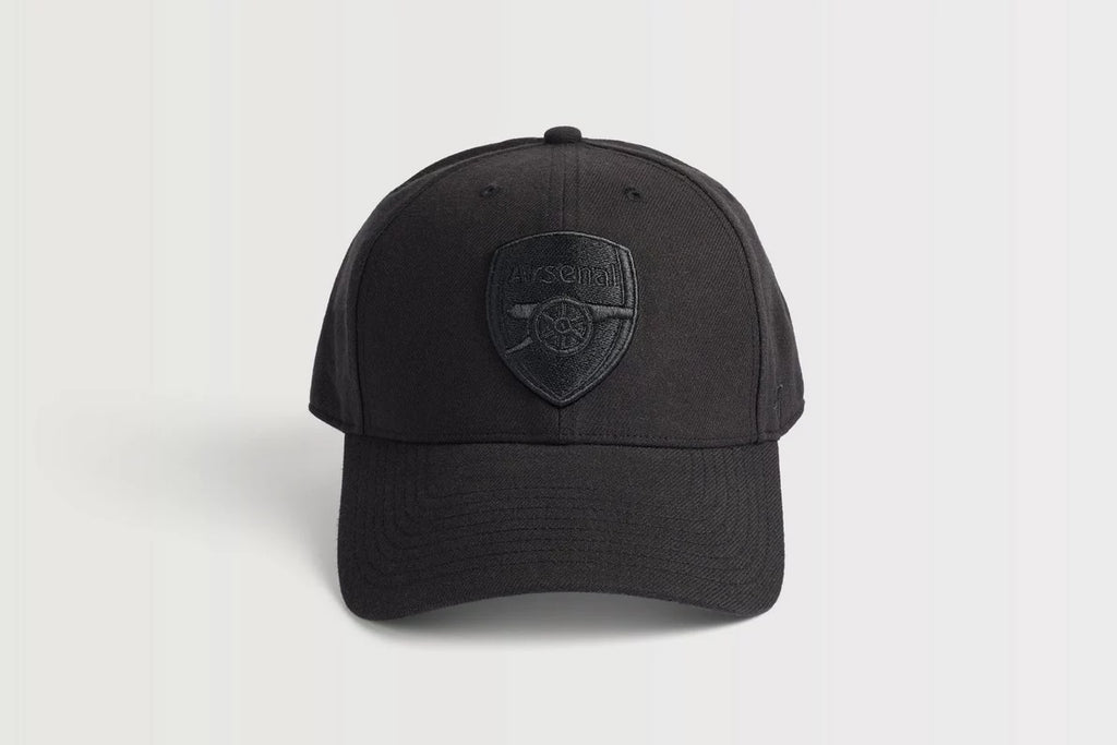 Arsenal 47 Blackout Crest Snapback Cap