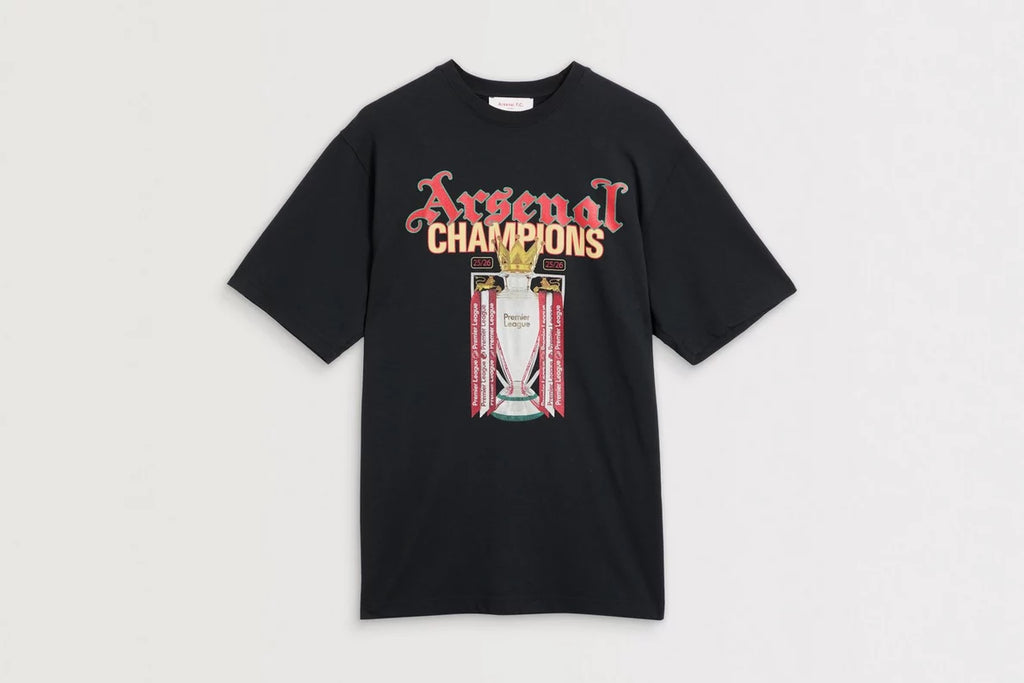 Arsenal Gothic Champions 25/26 Black Crew T-Shirt