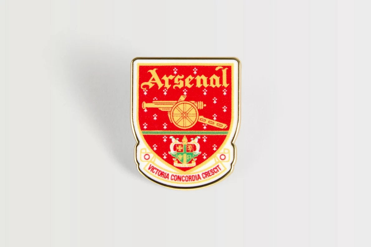 Arsenal Retro Crest Keyring and Badge Set