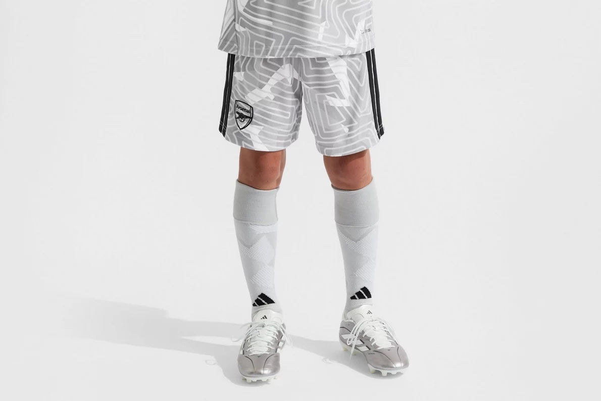 Arsenal adidas Kids 26/27 Home Goalkeeper Shorts