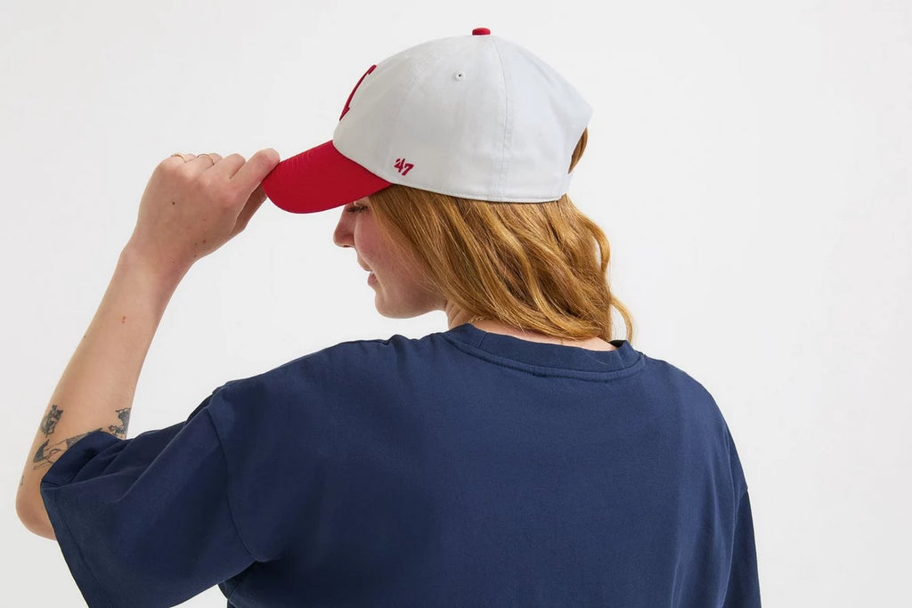 Arsenal 47 Two-Tone White and Red Gothic A Cap