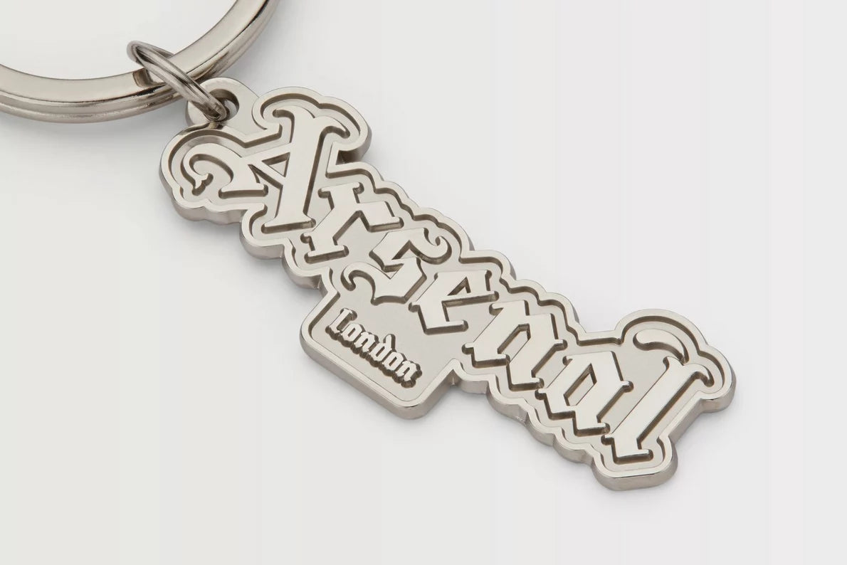 Arsenal Retro Text Keyring and Badge Set