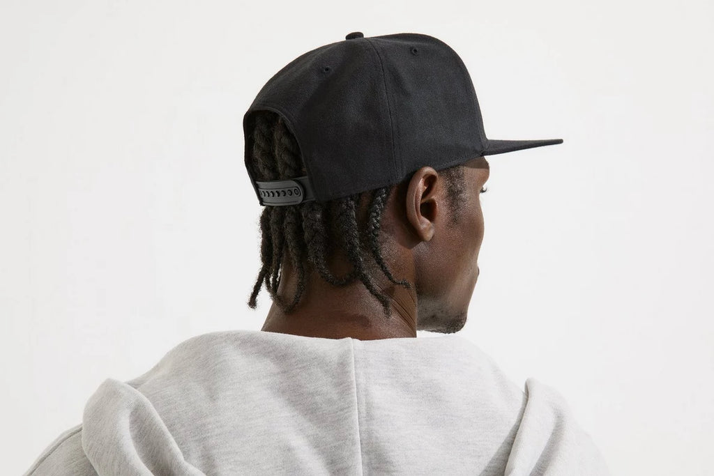 Arsenal 47 Black Snapback Concordia Crest Cap